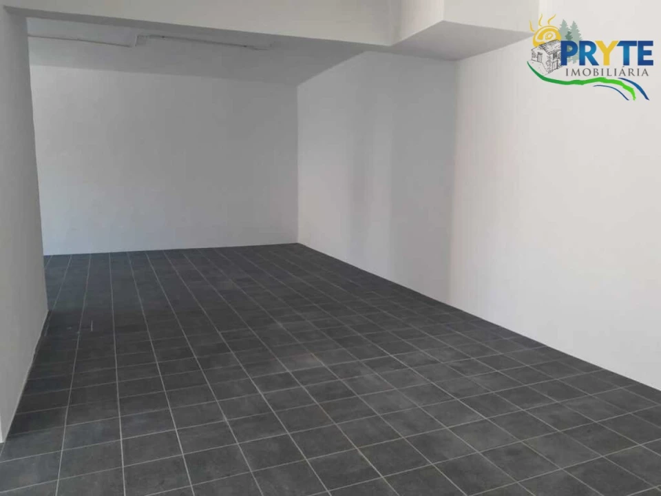 Armazém para Arrendamento em Sertã Foto 9