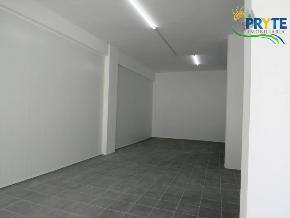 Armazém para Arrendamento em Sertã Foto 4