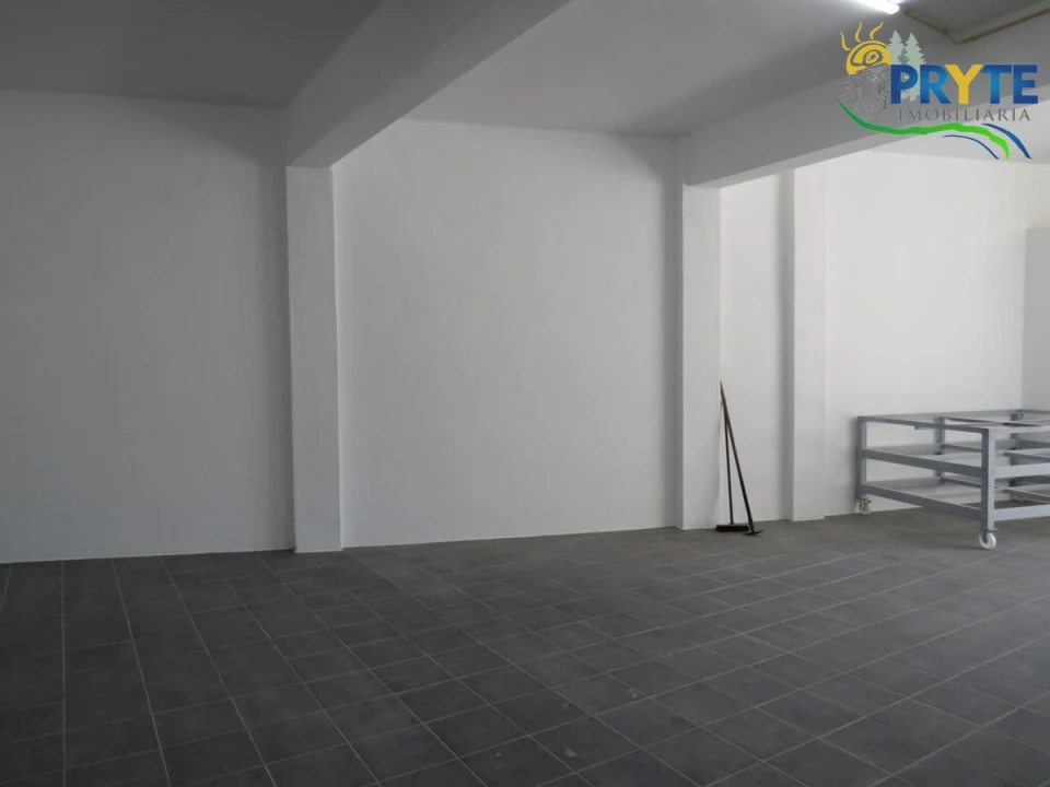 Armazém para Arrendamento em Sertã Foto 7