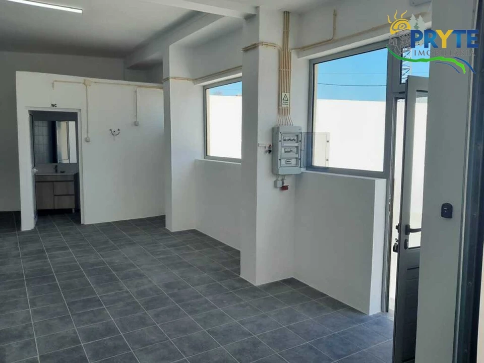 Armazém para Arrendamento em Sertã Foto 6