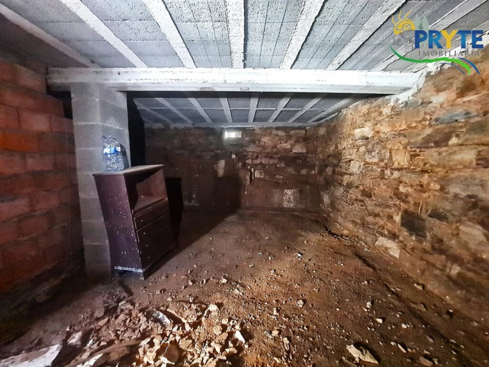 Moradia T4 para Venda em Sertã Foto 31