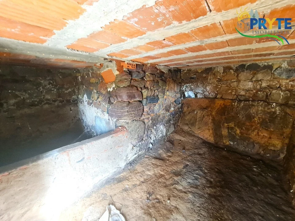 Moradia T4 para Venda em Sertã Foto 38