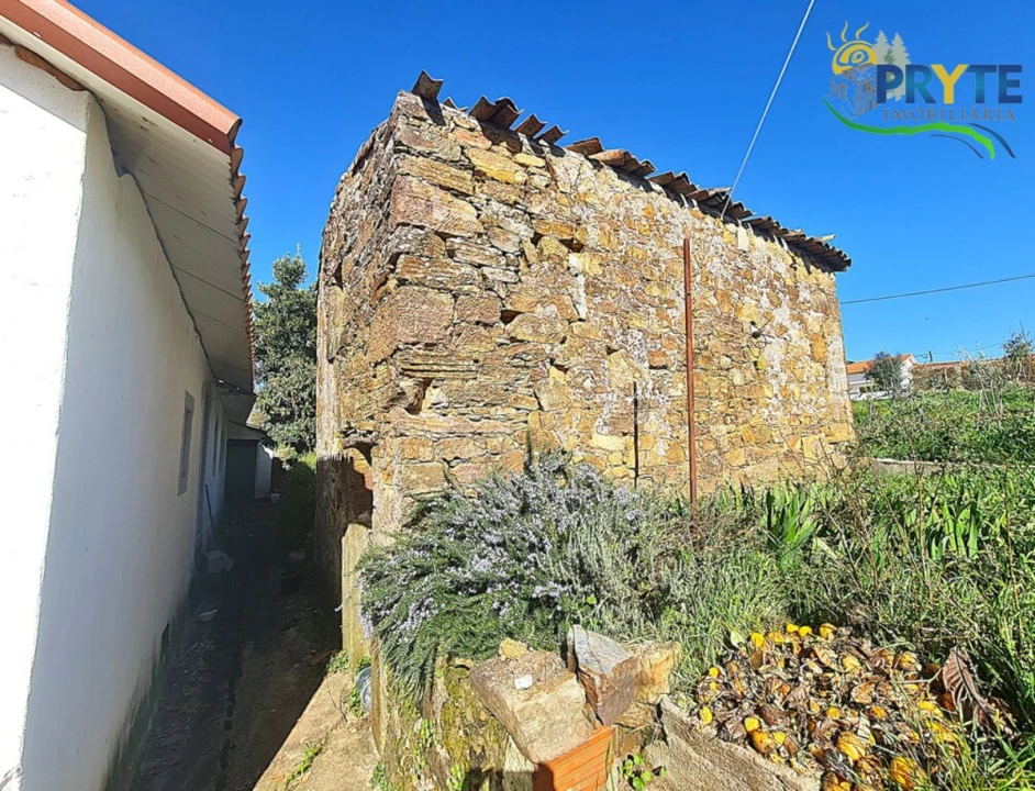 Moradia T4 para Venda em Sertã Foto 41