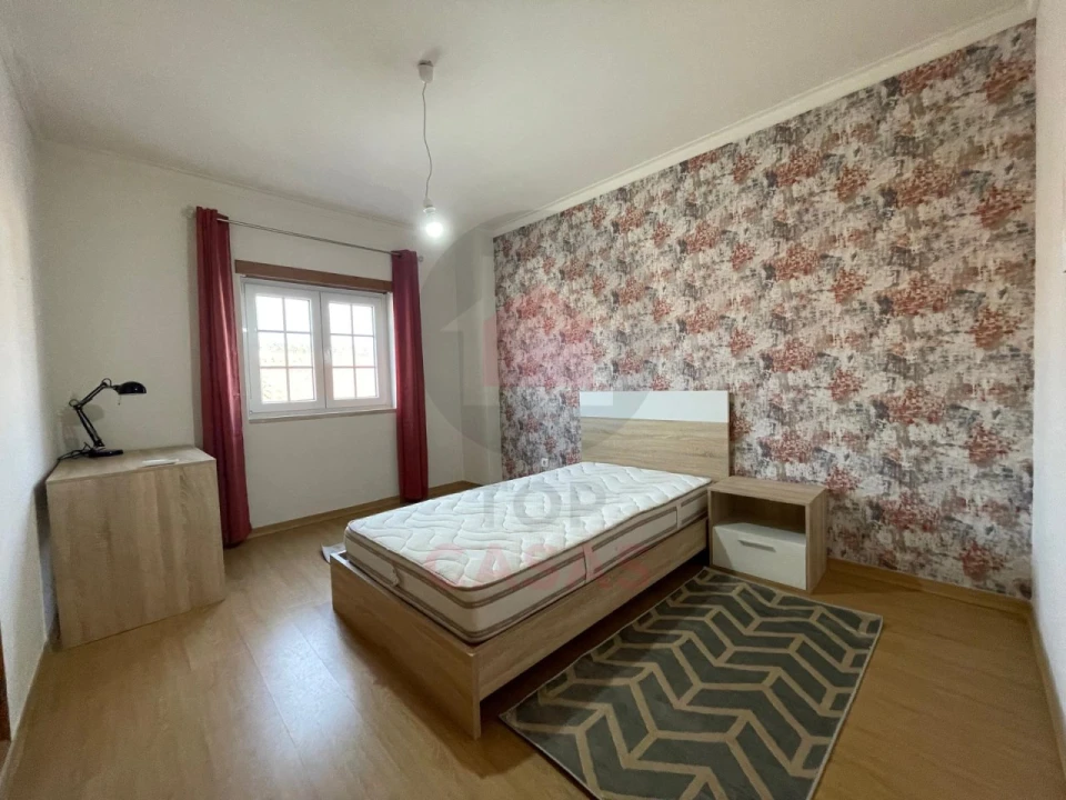 Apartamento T2 para Venda em Foz do Arelho Foto 13