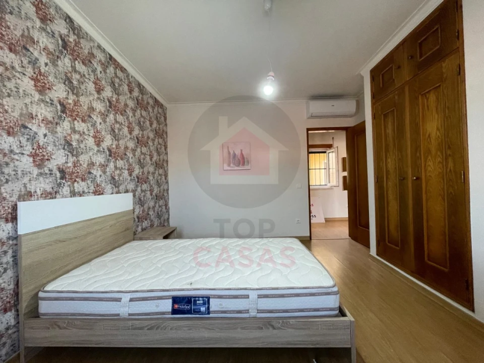 Apartamento T2 para Venda em Foz do Arelho Foto 14