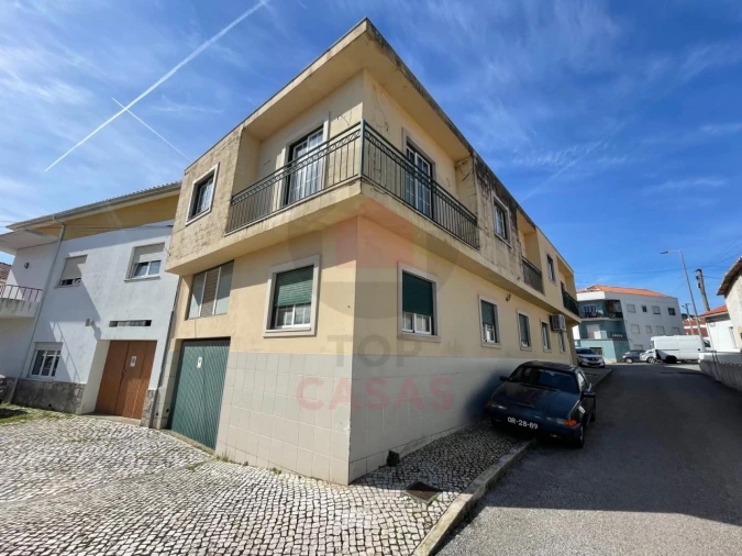 Apartamento T2 para Venda em Foz do Arelho Foto 2