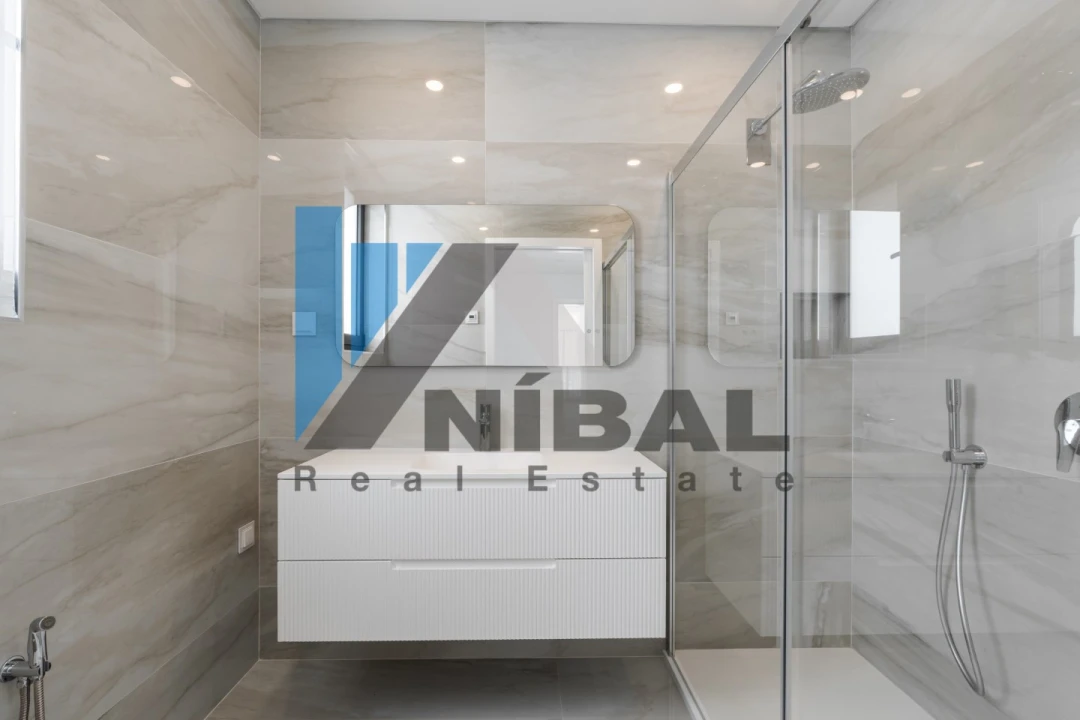 Moradia T4 para Venda em Albufeira e Olhos de Água Foto 13