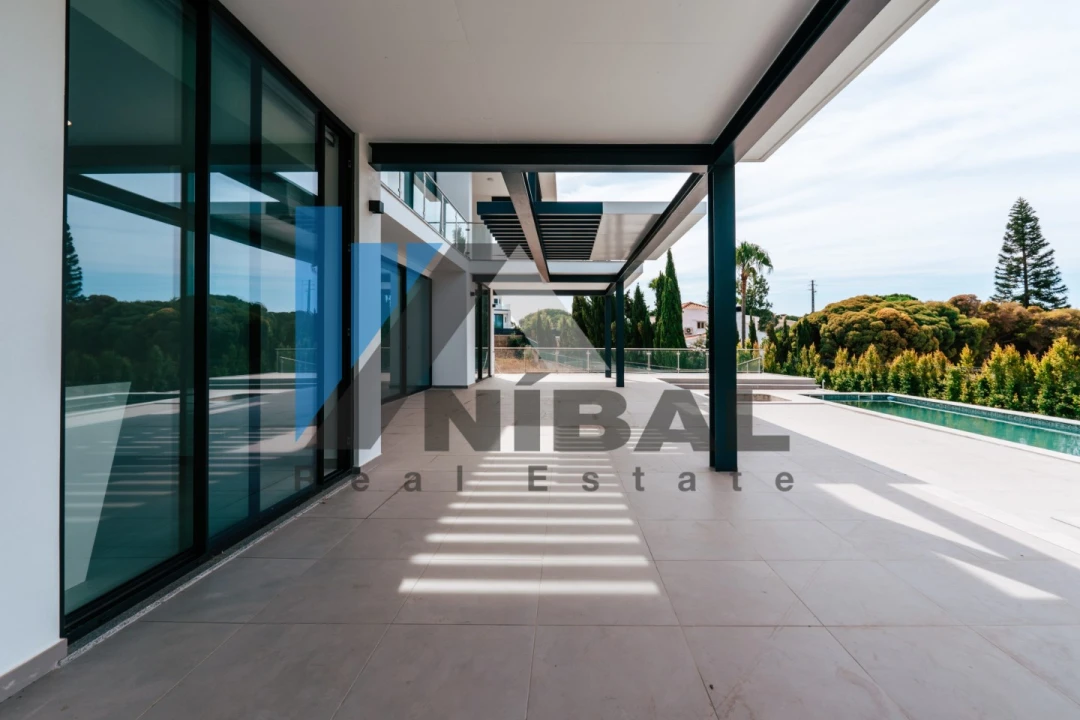 Moradia T4 para Venda em Albufeira e Olhos de Água Foto 15