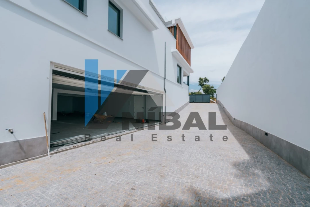 Moradia T4 para Venda em Albufeira e Olhos de Água Foto 31