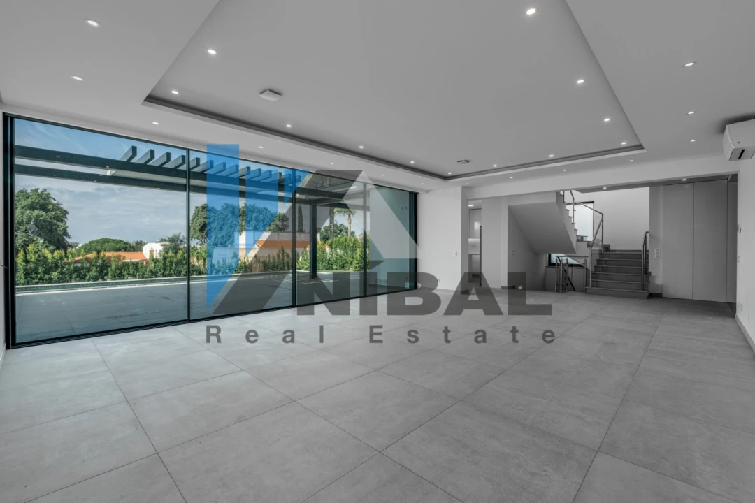 Moradia T4 para Venda em Albufeira e Olhos de Água Foto 40