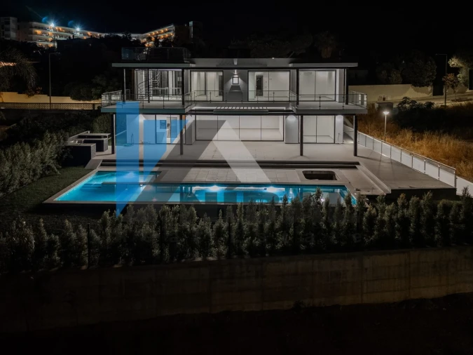 Moradia T4 para Venda em Albufeira e Olhos de Água Foto 5