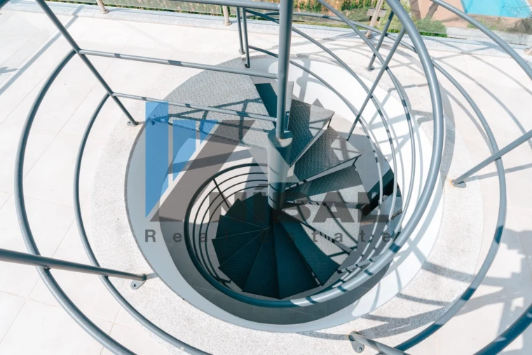 Moradia T4 para Venda em Albufeira e Olhos de Água Foto 33