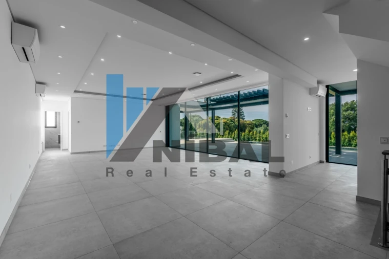 Moradia T4 para Venda em Albufeira e Olhos de Água Foto 34