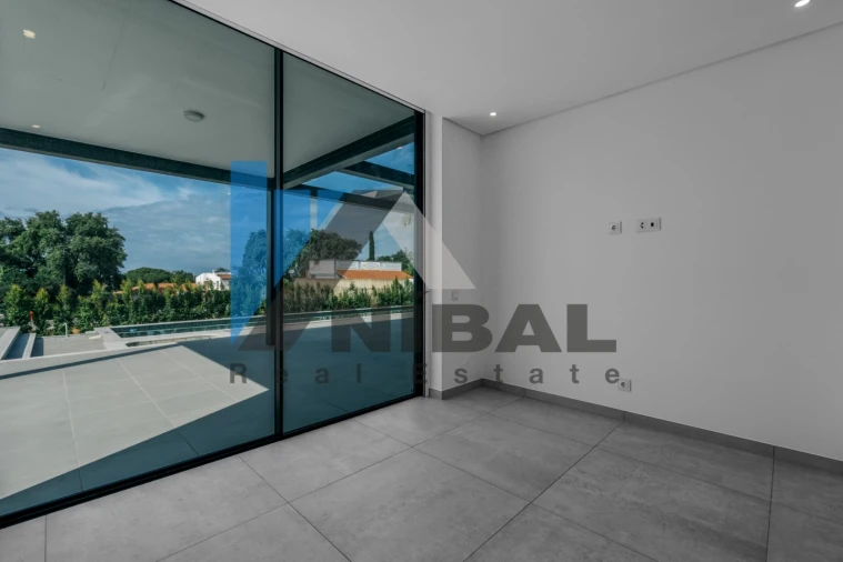 Moradia T4 para Venda em Albufeira e Olhos de Água Foto 47