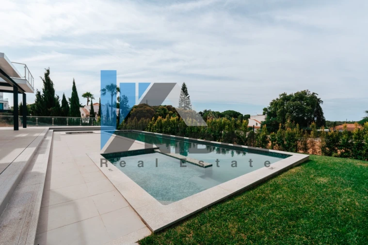 Moradia T4 para Venda em Albufeira e Olhos de Água Foto 66