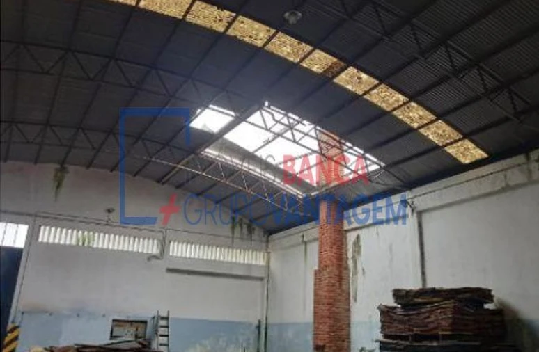 Armazém para Venda em Santa Maria de Lamas Foto 6