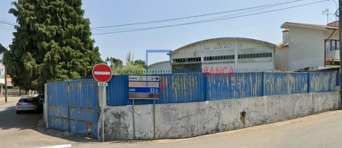 Armazém para Venda em Santa Maria de Lamas Foto 12