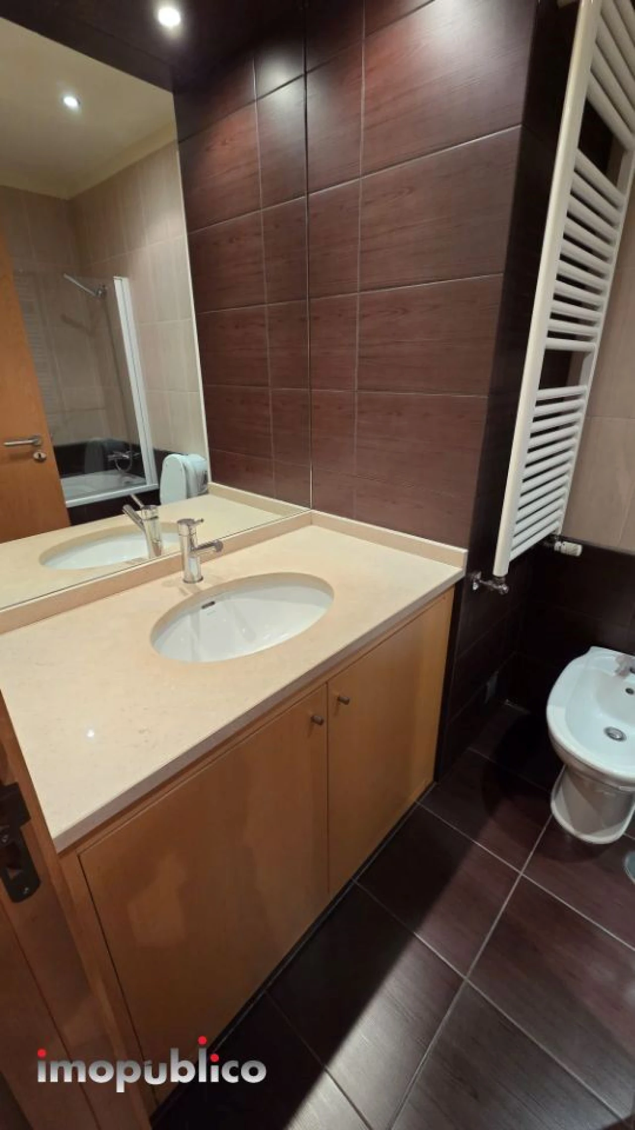 Apartamento T3 para Arrendamento em Vila Verde e Barbudo Foto 14