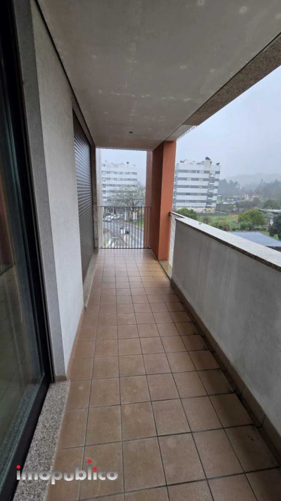 Apartamento T3 para Arrendamento em Vila Verde e Barbudo Foto 3