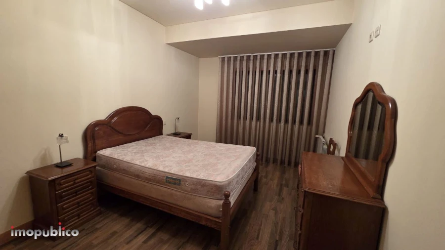 Apartamento T3 para Arrendamento em Vila Verde e Barbudo Foto 12