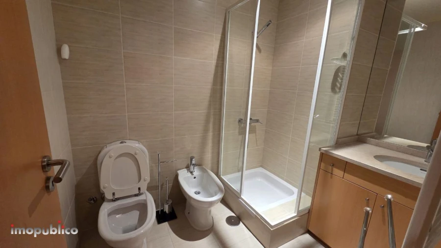 Apartamento T3 para Arrendamento em Vila Verde e Barbudo Foto 6