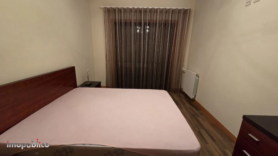 Apartamento T3 para Arrendamento em Vila Verde e Barbudo Foto 15