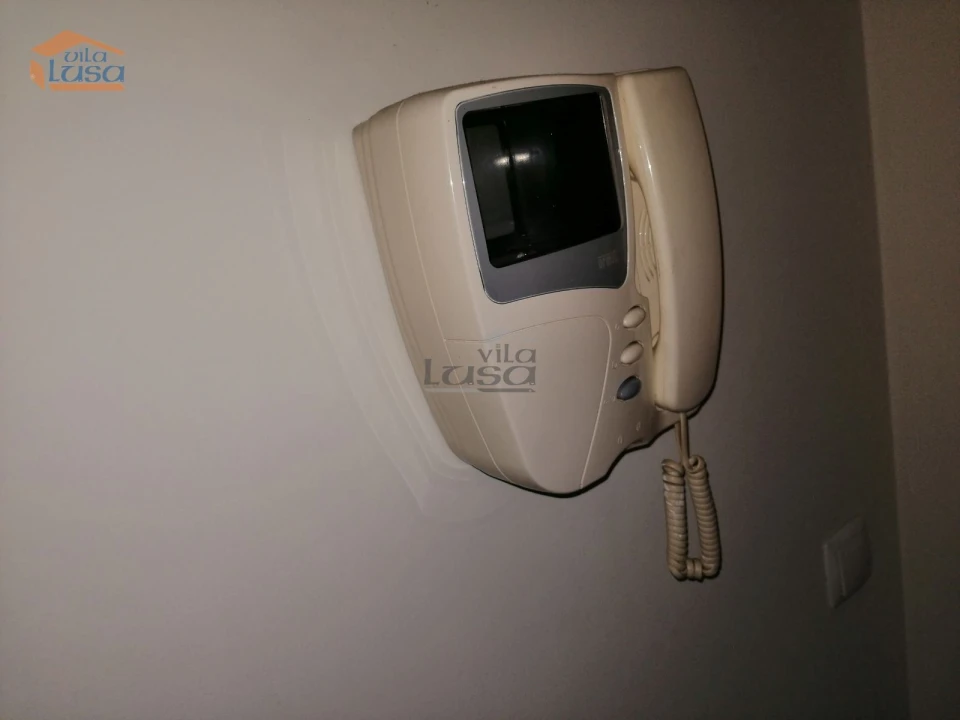 Apartamento T2 para Arrendamento em Pedrouços Foto 4