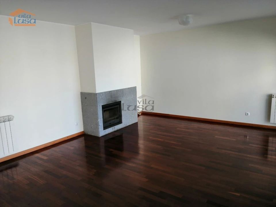 Apartamento T2 para Arrendamento em Pedrouços Foto 6