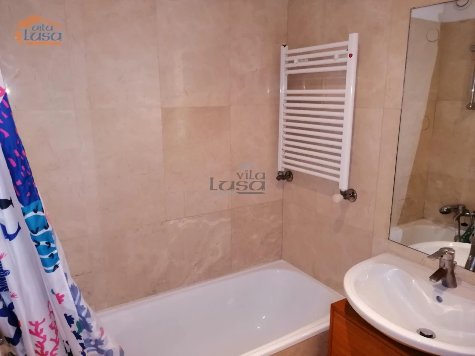 Apartamento T2 para Arrendamento em Pedrouços Foto 22