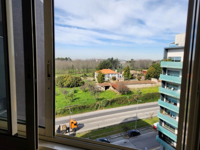 Apartamento T2 para Arrendamento em Cidade da Maia Foto 17