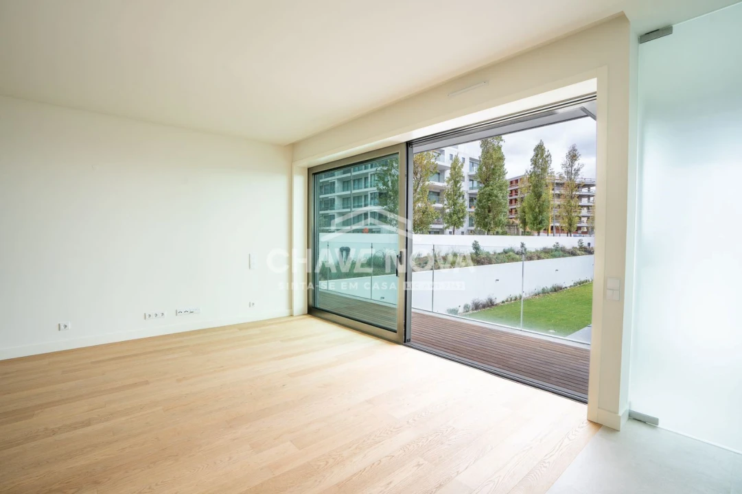 Apartamento T2 para Arrendamento em Canidelo Foto 6