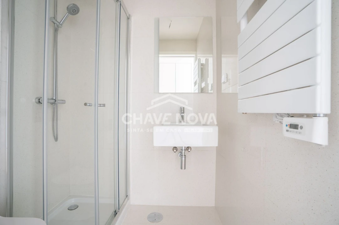 Apartamento T2 para Arrendamento em Canidelo Foto 10