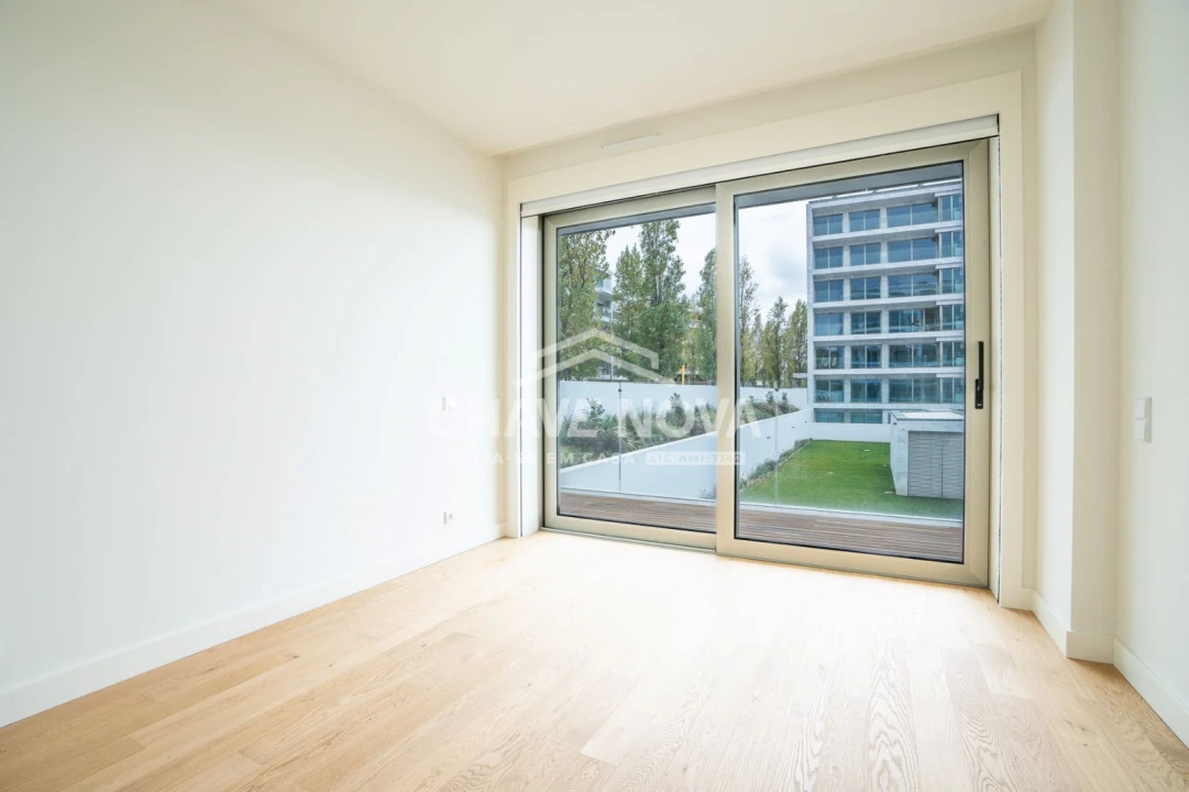 Apartamento T2 para Arrendamento em Canidelo Foto 12