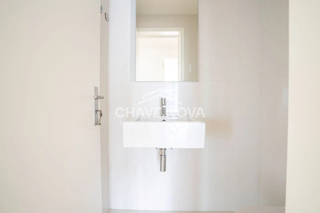 Apartamento T2 para Arrendamento em Canidelo Foto 14