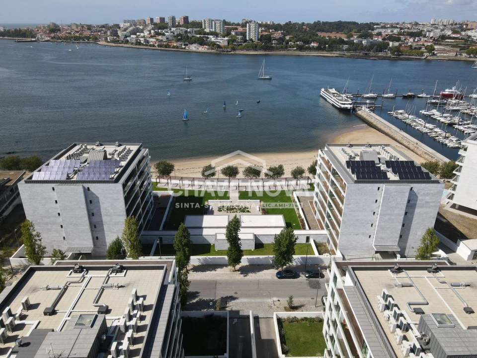 Apartamento T2 para Arrendamento em Canidelo Foto 20