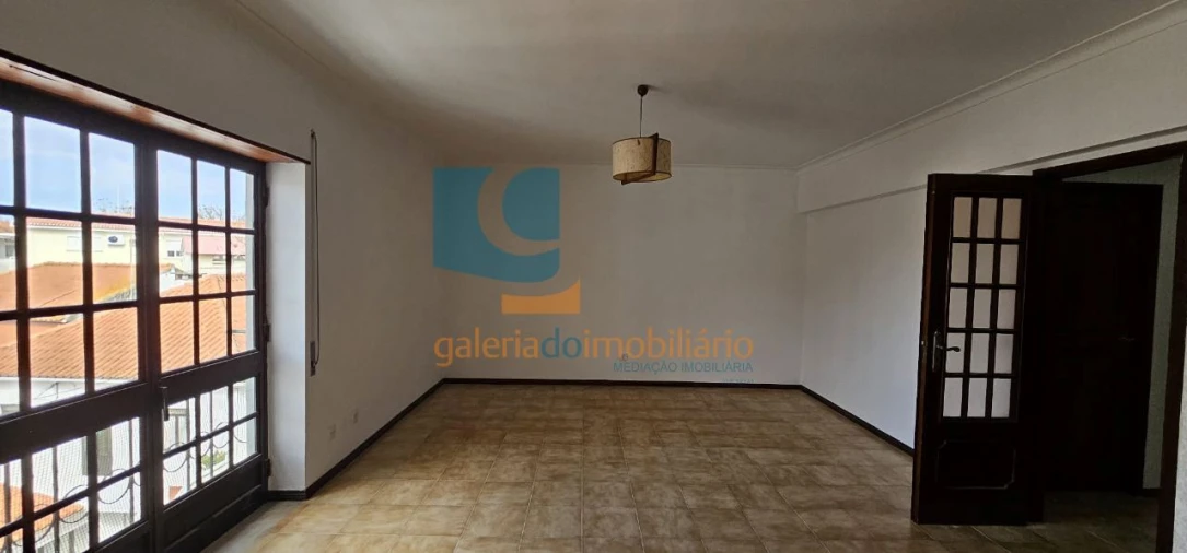 Apartamento T2 para Venda em Torres Novas (Santa Maria, Salvador e Santiago) Foto 1