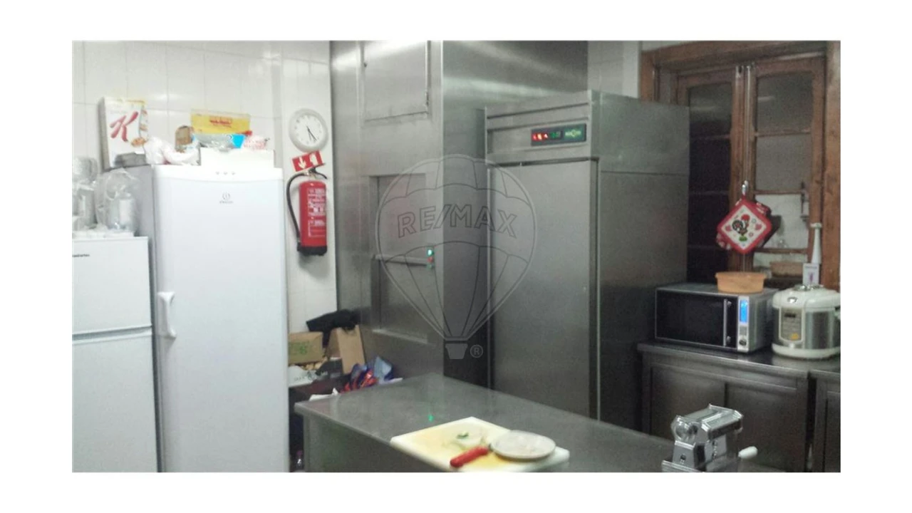 Loja para Venda em Arroios Foto 4