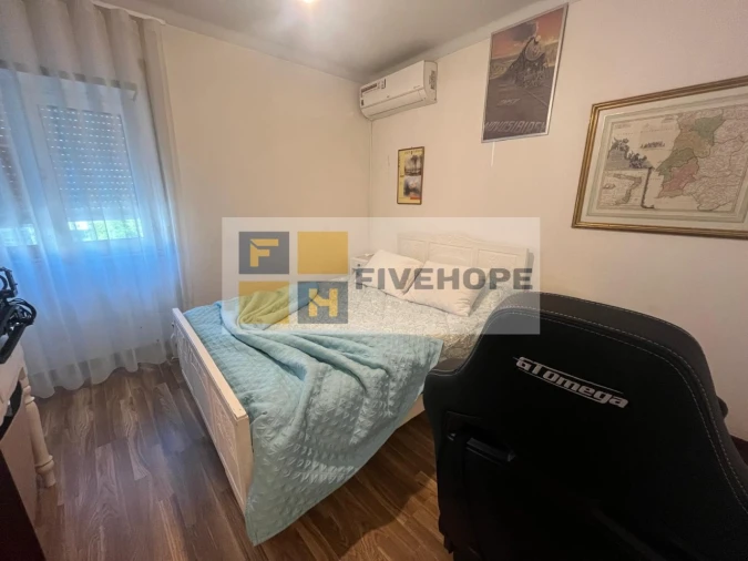 Moradia T4 para Venda em Santo Antonio dos Olivais Foto 19