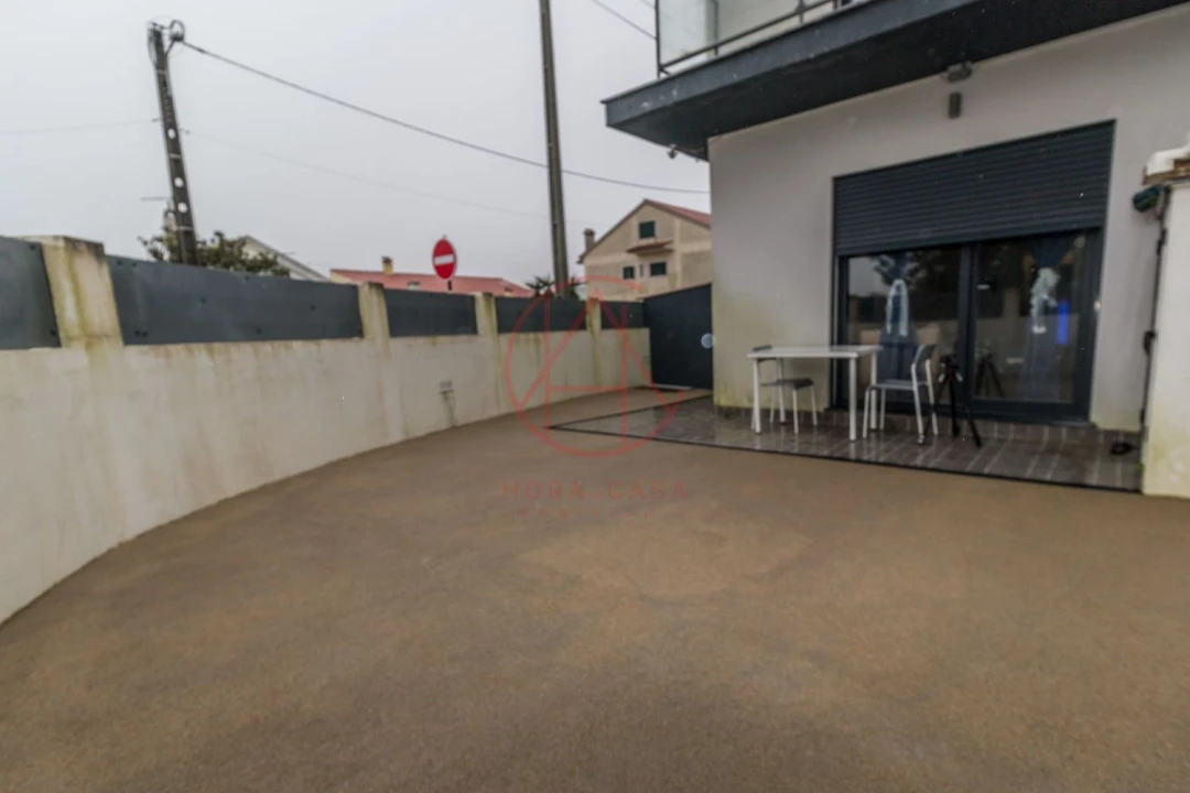 Moradia T3 para Venda em Fernao Ferro Foto 25