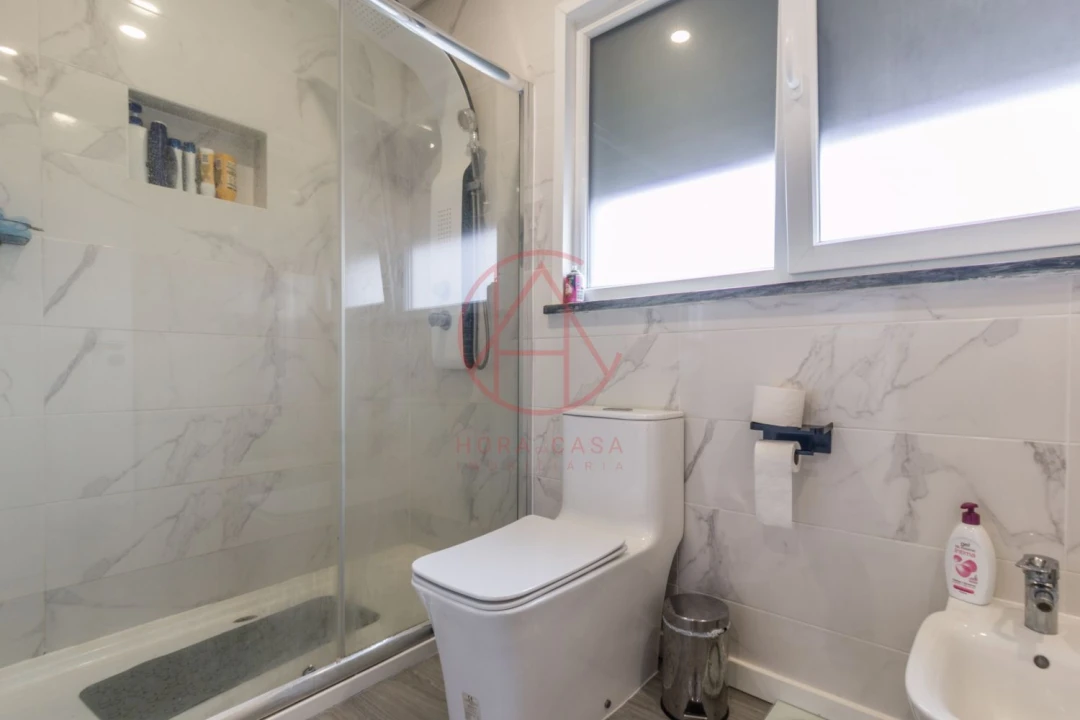 Moradia T3 para Venda em Fernao Ferro Foto 22