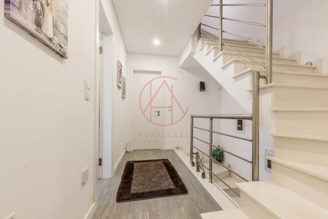 Moradia T3 para Venda em Fernao Ferro Foto 20