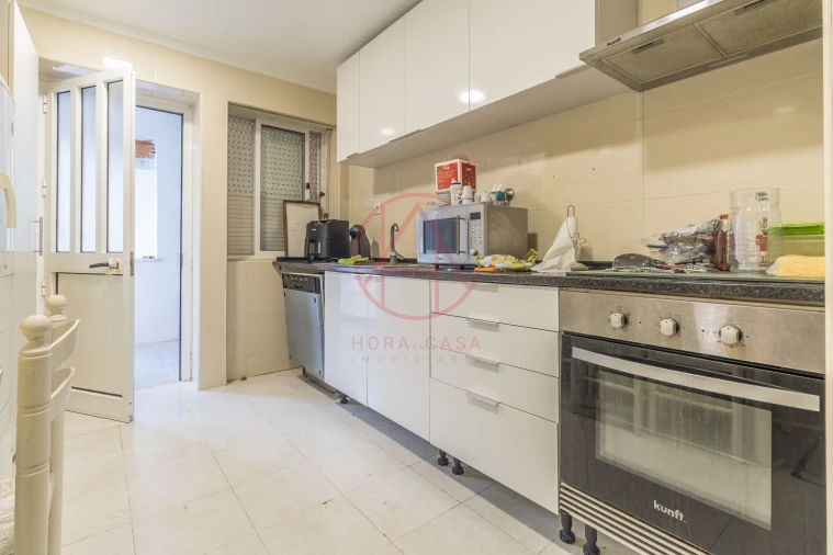 Apartamento T3 para Venda em Barreiro e Lavradio Foto 4