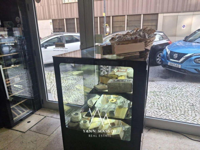 Loja para Trespasse em Campo de Ourique Foto 3