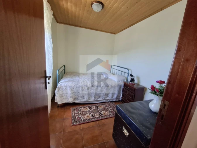 Moradia T3 para Venda em Valadares Foto 30