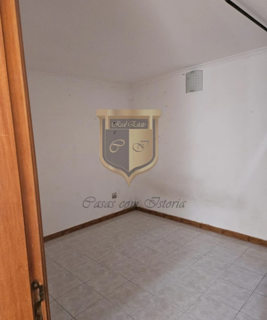 Moradia T1 para Venda em Freiria Foto 7