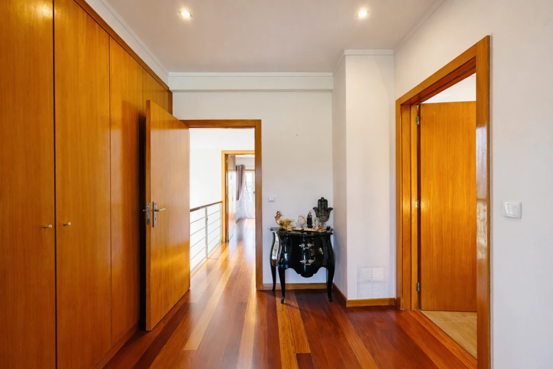 Moradia T4 para Venda em Castêlo da Maia Foto 33