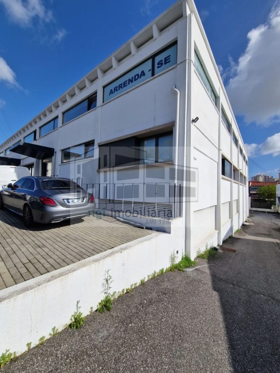 Loja para Arrendamento em Odivelas Foto 24