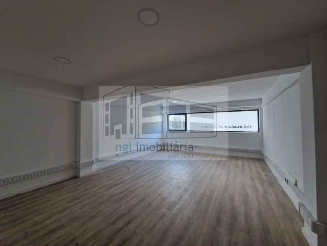 Loja para Arrendamento em Odivelas Foto 4