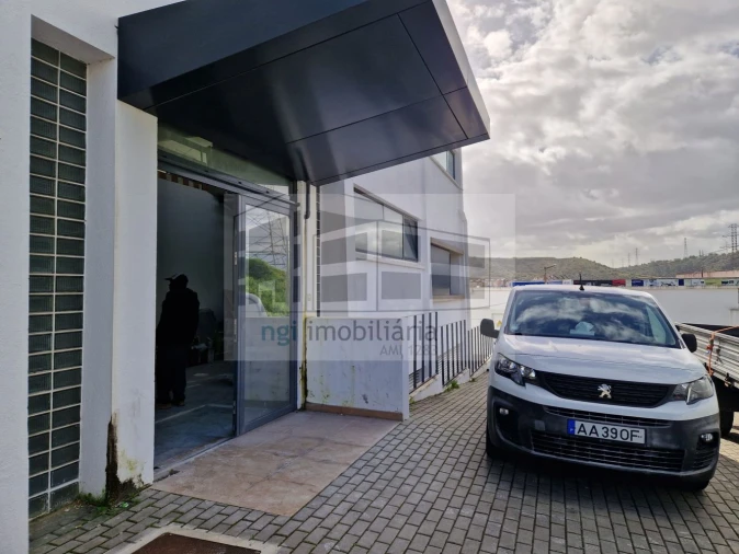 Loja para Arrendamento em Odivelas Foto 22