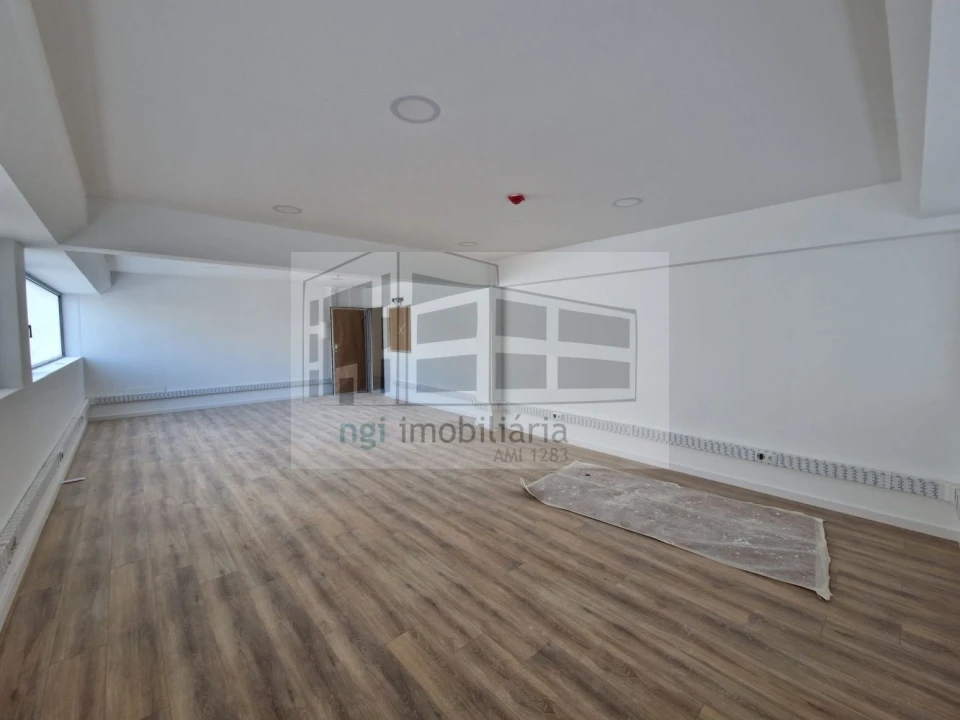 Loja para Arrendamento em Odivelas Foto 3